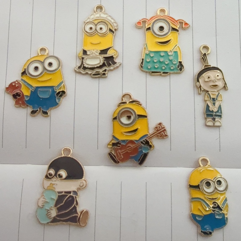 10 peças de pingente de desenh - Party Games Questions avaliação e preço